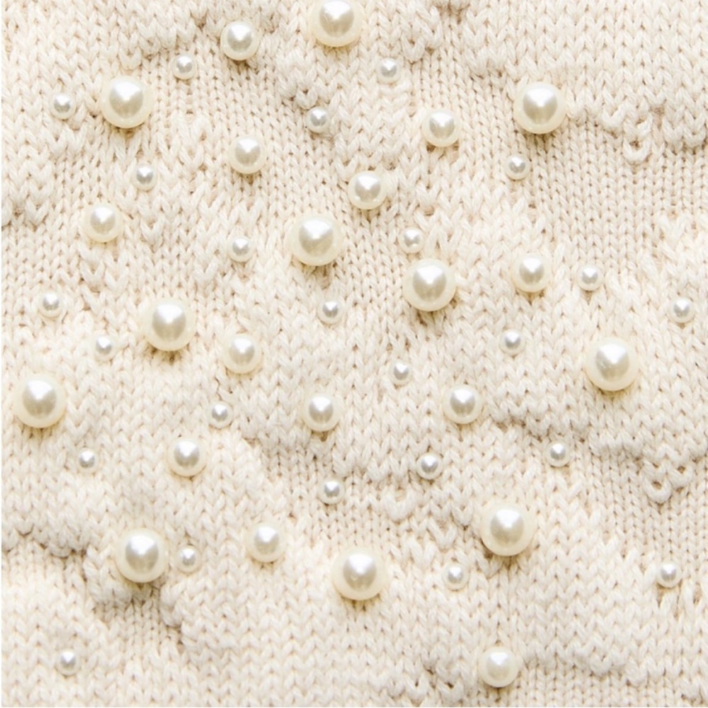 Zara Sweater Size Medium / Pearl Embellished - Picture 4 of 9